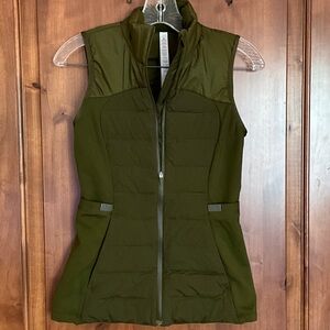 Lululemon Athletica Dark Green Women's Vest DOWN FOR IT ALL